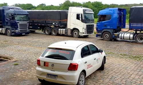 
				
					Secretaria da Fazenda da Paraíba apreende carretas com madeira avaliada em R$ 83 mil no Sertão
				
				