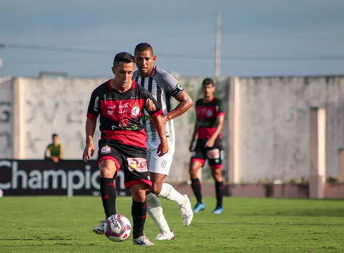 
				
					Ranielle critica postura de atletas do Campinense após empate contra o Treze: "Precisam assumir responsabilidades"
				
				