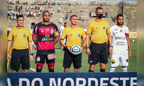 
				
					Botafogo-PB e Campinense empatam por 1 a 1 no Almeidão e adiam seus objetivos na Copa do Nordeste
				
				
