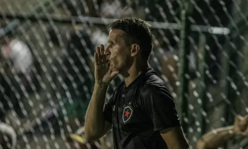 
                                        
                                            Gerson Gusmão vê Botafogo-PB abaixo da média contra o Auto Esporte-PB e assume responsabilidade pelo empate
                                        
                                        