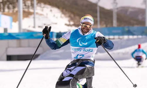 
                                        
                                            Paraibano Robelson Lula estreia na Paralimpíada de Inverno de Pequim no esqui cross-country
                                        
                                        