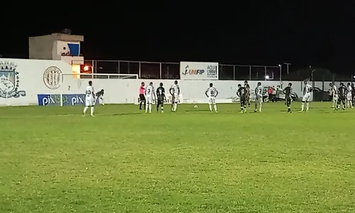 
                                        
                                            Nacional de Patos vence o Treze por 2 a 0, chega aos 10 pontos e dispara na liderança do Grupo B do Campeonato Paraibano
                                        
                                        