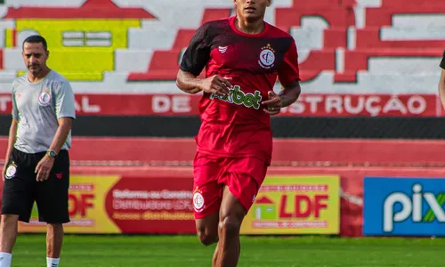 
                                        
                                            DM do Campinense libera cinco jogadores que podem reforçar o time para a final do Paraibano
                                        
                                        