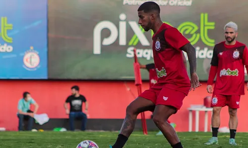 
                                        
                                            Luiz Fernando se recupera de lesão no joelho e encara o Botafogo-PB na final do Paraibano
                                        
                                        