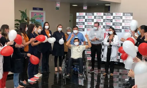 
                                        
                                            Primeiro paciente que recebeu coração transplantado em hospital público da Paraíba recebe alta
                                        
                                        