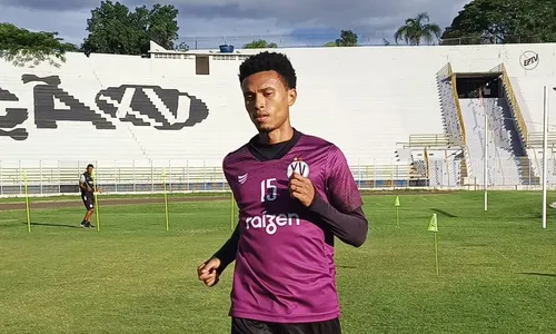 
                                        
                                            Botafogo-PB vai ao mercado e aposta na experiência de defensores para a sequência da temporada
                                        
                                        