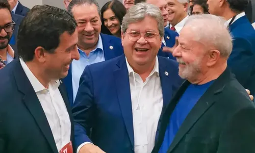 
                                        
                                            Azevêdo trabalha para evitar que Lula escolha o palanque de Veneziano na Paraíba
                                        
                                        