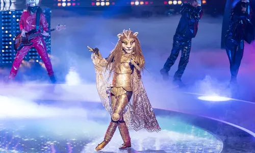 
                                        
                                            Lucy Alves chega na final do The Masked Singer Brasil fantasiada de leoa
                                        
                                        