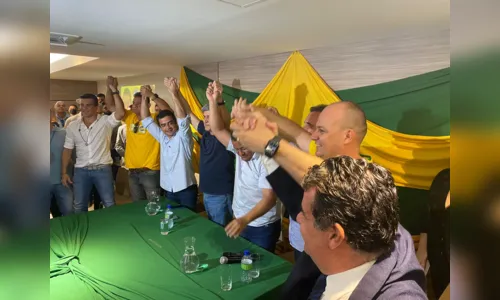 
				
					Após deixar PTB, Nilvan anuncia pré-candidatura pelo PL com aval de Bolsonaro
				
				