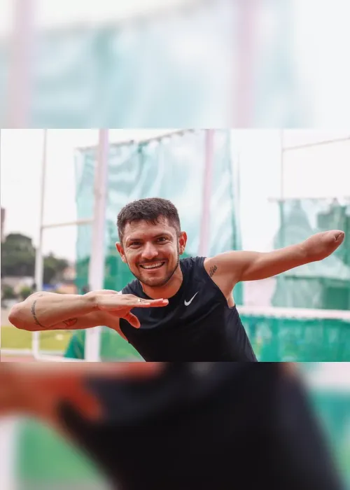 
                                        
                                            Petrúcio Ferreira volta a fazer história e bate o recorde mundial nos 200m rasos
                                        
                                        
