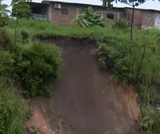 Defesa Civil interdita casas em João Pessoa após risco de desabamento provocado por chuvas