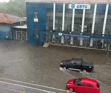 Chuvas fortes provocam pontos de alagamento em João Pessoa, e trânsito fica lento; veja locais