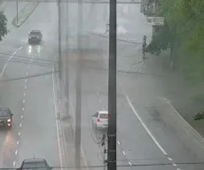 Chove quase 30 milímetros nas primeiras horas deste domingo (22), em João Pessoa