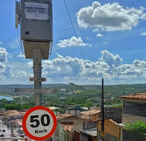 
				
					Novas lombadas eletrônicas começam a multar em Campina Grande
				
				