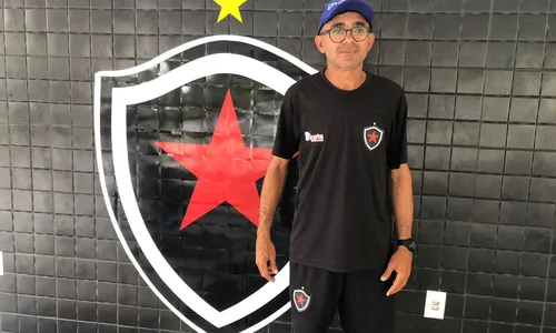 
                                        
                                            Severino Maia aprova adversários do Botafogo-PB na Copinha e projeta avançar de fase
                                        
                                        