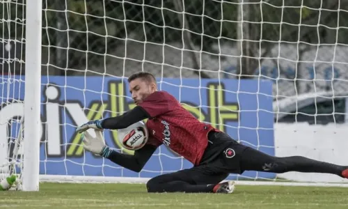 
				
					Gerson Gusmão tem seis desfalques para jogo do Botafogo-PB contra o Vitória, pela Série C
				
				