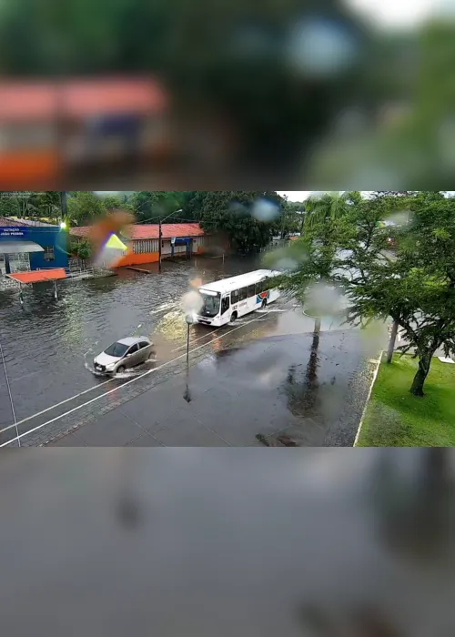 
                                        
                                            João Pessoa registra 102,8 mm de chuvas em 12 horas, diz Defesa Civil
                                        
                                        