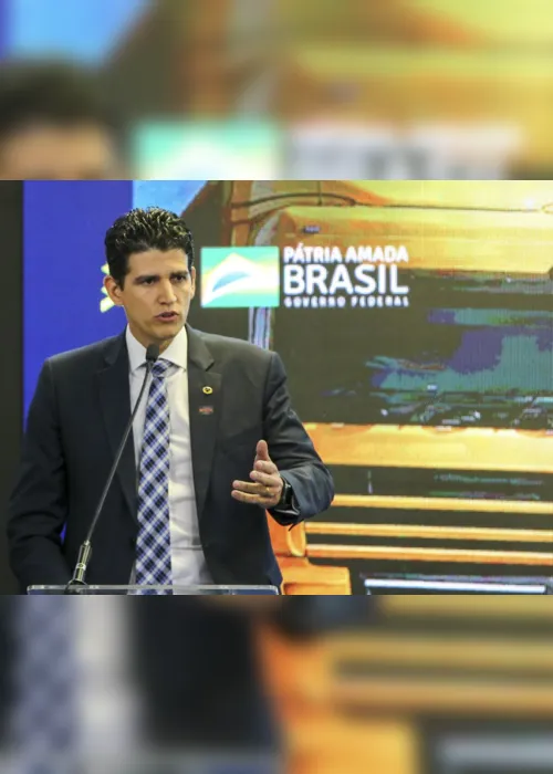 
                                        
                                            Bolsonaro vai vetar emenda que proíbe cobrança de bagagem em voo, diz ministro
                                        
                                        