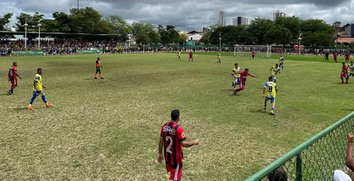 
				
					Dirigente do Milan do Santo Antônio lamenta vice na Copa Rainha da Borborema, mas enaltece rival
				
				