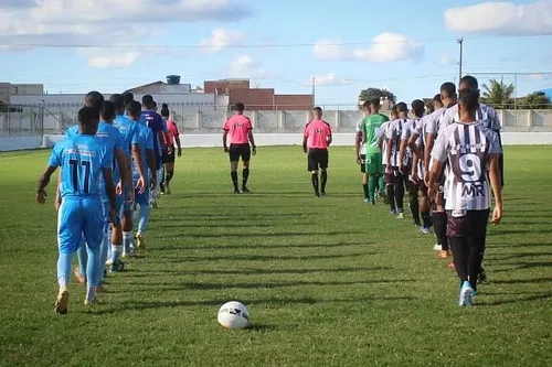 
				
					Treze goleia a Perilima por 4 a 0, e Nacional de Patos vence o Atlético-PB por 1 a 0, no Paraibano Sub-20
				
				