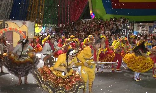 
                                        
                                            Junina 'Moleka 100 Vergonha' vence festival de quadrilhas 2022 em Campina Grande
                                        
                                        