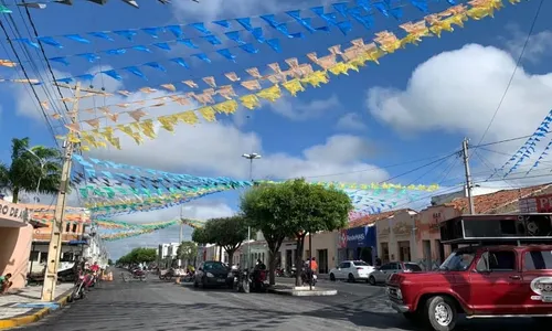 
                                        
                                            Prefeitura do Cariri vai multar em R$ 100 morador que acender fogueira local público ou privado
                                        
                                        