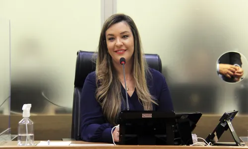 
                                        
                                            Camila Toscano é eleita presidente da Rede de Mulheres Parlamentares das Américas
                                        
                                        