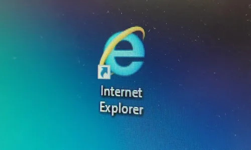 
                                        
                                            Internet Explorer chega ao fim após quase 27 anos
                                        
                                        