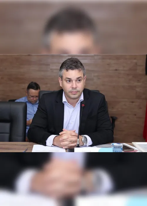 
                                        
                                            Com eventual licença de Vitor Hugo, presidente da Câmara assume comando de Cabedelo
                                        
                                        