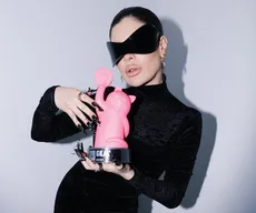 Gkay leva prêmio 'Ícone Miaw' no MTV Miaw 2022