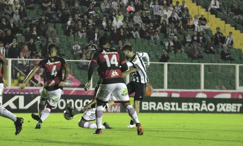 
                                        
                                            Campinense perde por 4 a 0 para o Figueirense e se afunda na zona de rebaixamento da Série C
                                        
                                        