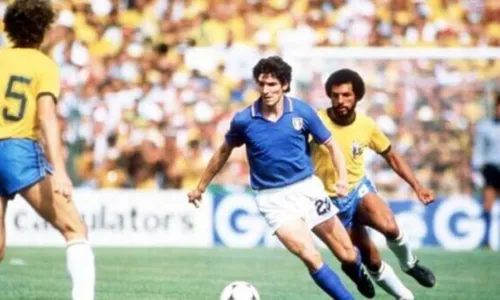 
                                        
                                            Há 40 anos, a Itália de Paolo Rossi mandou o Brasil de volta pra casa. Onde você estava?
                                        
                                        