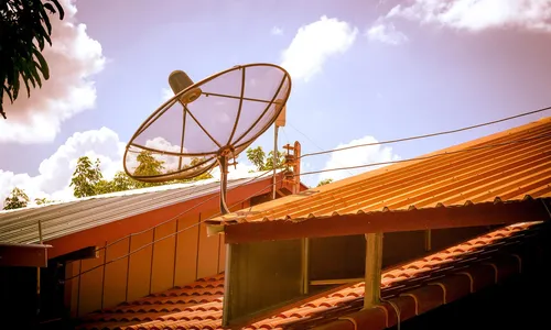 
                                        
                                            Com a chegada do 5G, antenas parabólicas passarão a não receber sinal de TV Aberta
                                        
                                        