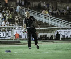 Schülle celebra retorno de atletas do DM do Botafogo-PB e admite: "Se alguém precisa ser criticado, sou eu"