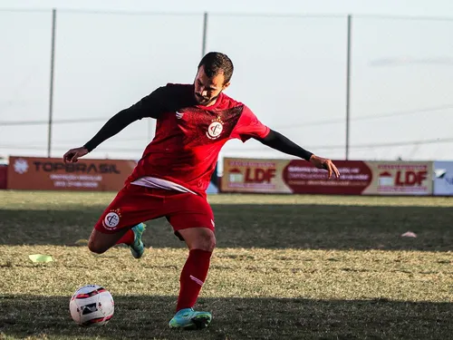 
				
					Cesinha chega ao Campinense e vê o psicológico como fator-chave para o sucesso, na Série C
				
				