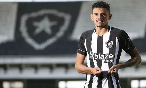 
                                        
                                            Tiquinho confessa ansiedade para estrear pelo Botafogo e admite que o clube estava precisando de renovação
                                        
                                        