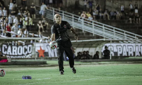 
                                        
                                            Schülle celebra retorno de atletas do DM do Botafogo-PB e admite: "Se alguém precisa ser criticado, sou eu"
                                        
                                        