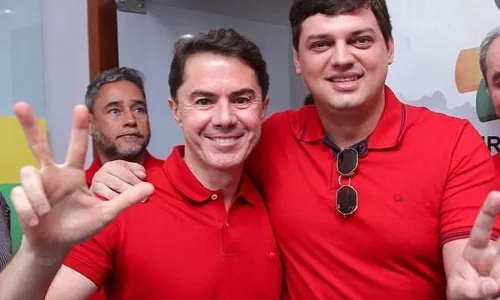 
                                        
                                            Após entregar cargos no Governo, deputado anuncia apoio a Veneziano
                                        
                                        