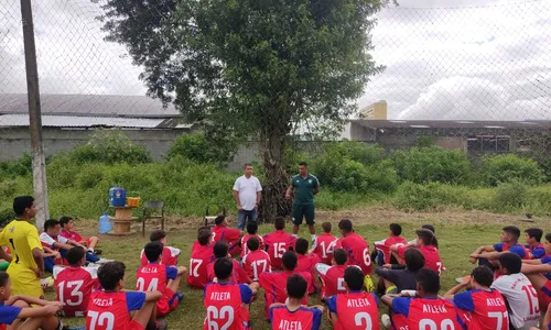 
                                        
                                            Fluminense visita base da Queimadense, e leva três jogadores para avaliação no Rio de Janeiro
                                        
                                        