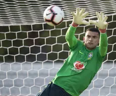 Por que Santos? O goleiro paraibano deve ou não ir à Copa do Mundo no Catar?