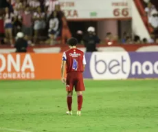 Victor Ferraz desabafa após derrota do Náutico na Série B: "Se não tiver mais chances, é lutar pela camisa"