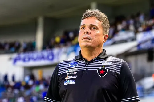 
				
					Botafogo-PB deve apostar em técnico "inédito" para ter sucesso na temporada 2023
				
				