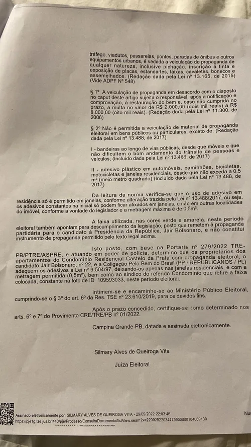 
				
					Justiça manda retirar faixa verde e amarela de residencial luxuoso de Campina Grande
				
				