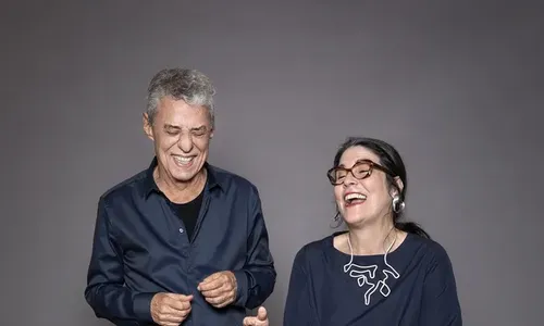 
                                        
                                            Turnê de Chico Buarque começa nesta terça-feira em João Pessoa. Meu amor por Chico vem de longe
                                        
                                        