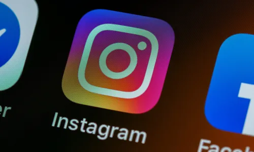 
                                        
                                            Instagram inaugura stories de até 1 minuto sem cortes
                                        
                                        