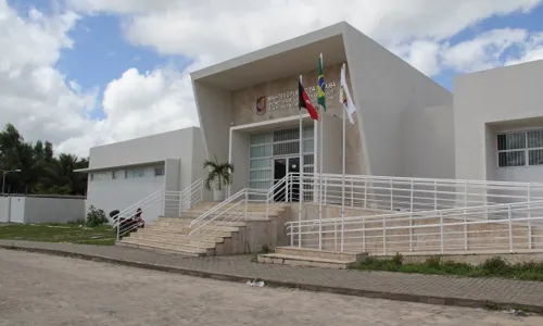 
                                        
                                            MP aciona ex-gestores por 'fantasmas' em prefeitura paraibana
                                        
                                        