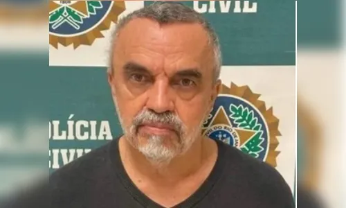 
				
					José Dumont é preso suspeito de pedofilia
				
				
