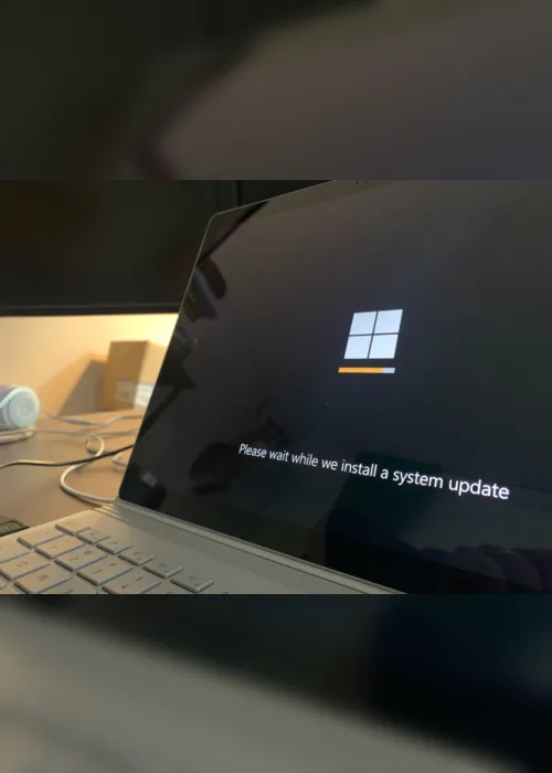 
                                        
                                            Microsoft lança maior atualização para o Windows 11 desde lançamento em 2021
                                        
                                        