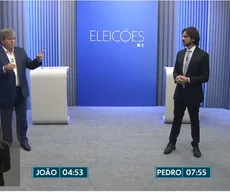 João questionou a capacidade de gestão de Pedro e tucano focou na lentidão do governo