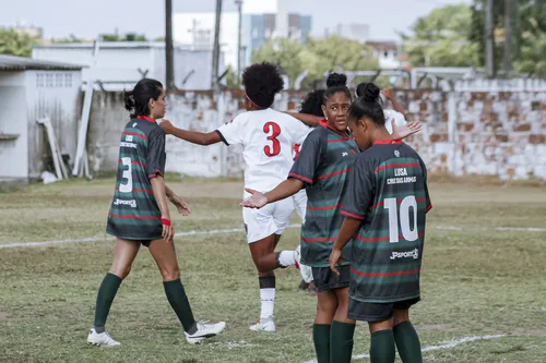 
				
					Botafogo-PB vence a Portuguesa-PB por 7 a 0 na rodada #1 do Paraibano Feminino de Futebol
				
				